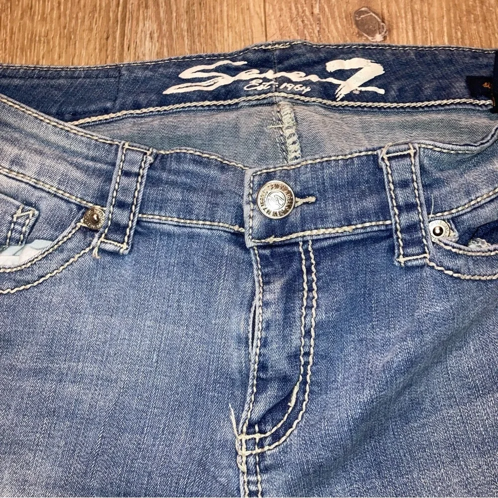 Women's Seven7 Est 1964 Distressed Blue Denim Slim Straight Jeans Size 31 | Y2K